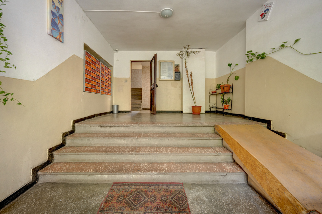 TINERETULUI - VISANA, APARTAMENT 2 CAMERE 53 MP, ETAJ 1, LA CHEIE!
