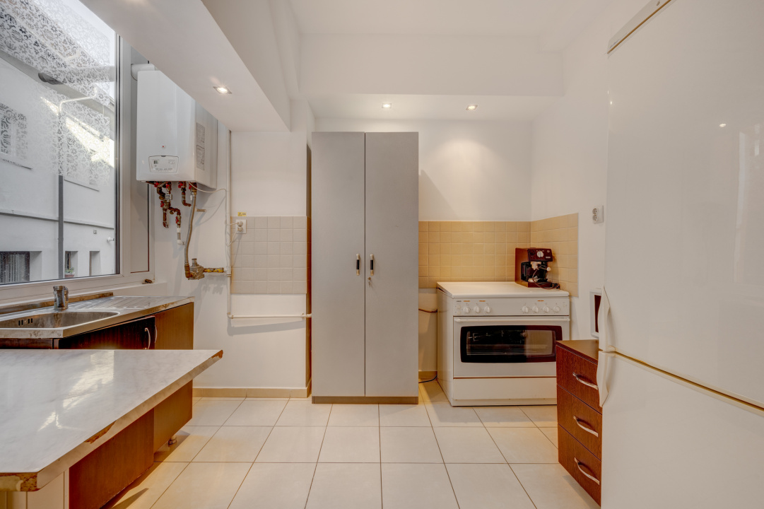 COTROCENI - ANA DAVILA, APARTAMENT IN VILA 120 MP, ETAJ 2!