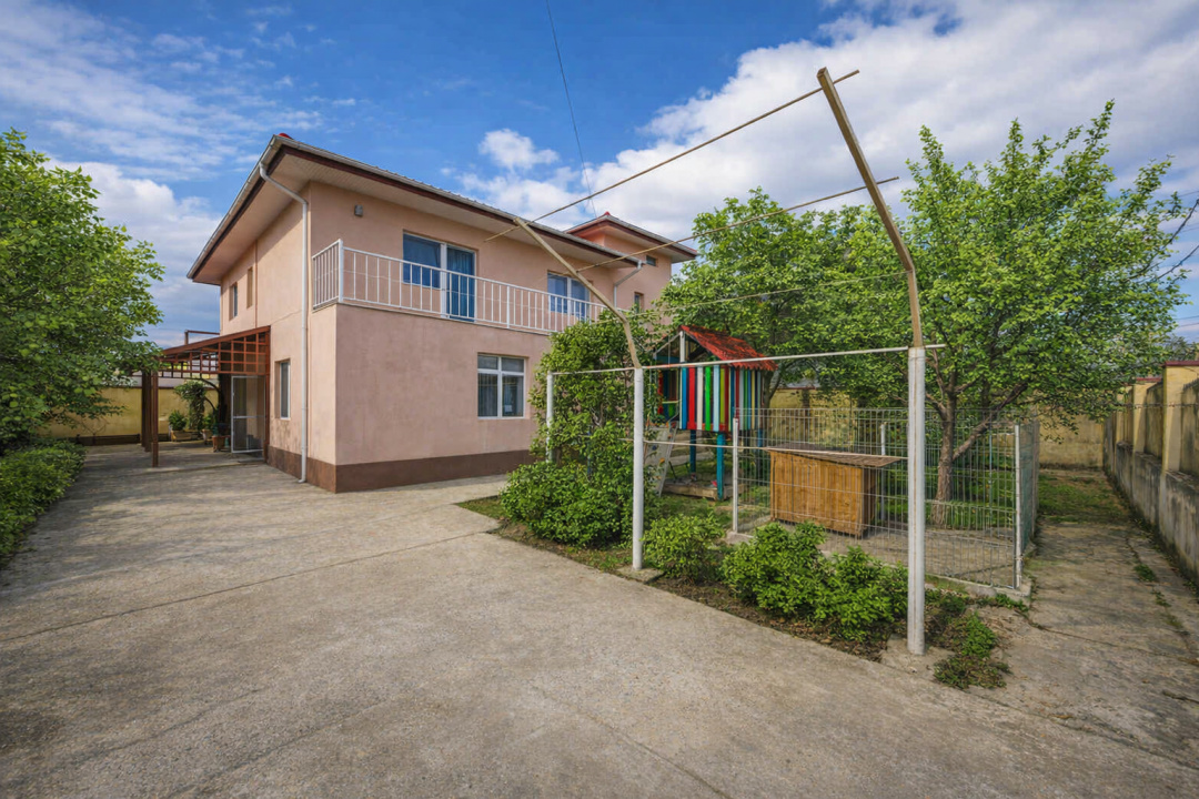 MOGOSOAIA - CENTRAL, CASA 200 MP UTILI, LOT 500 MP, LA CHEIE!