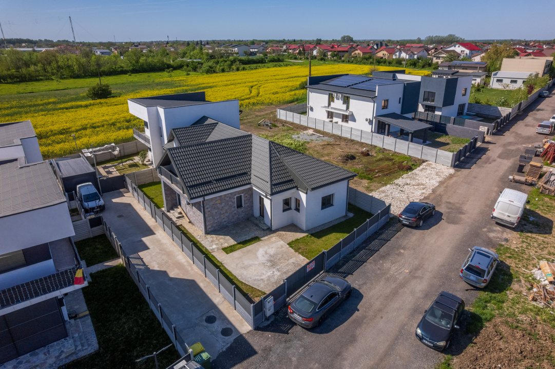 DOMNESTI - INTRAREA FOISORULUI, VILA 245 MP TOTAL, LOT 357 MP!