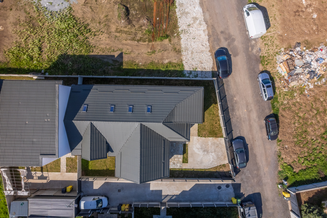 DOMNESTI - INTRAREA FOISORULUI, VILA 245 MP TOTAL, LOT 357 MP!